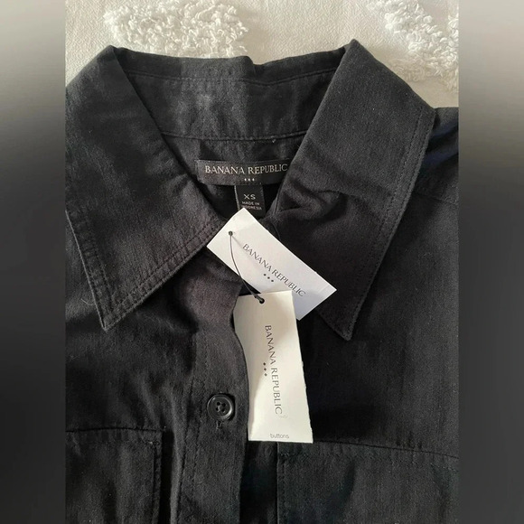 Banana Republic Double-Pocket Shirt - Picture 5 of 9